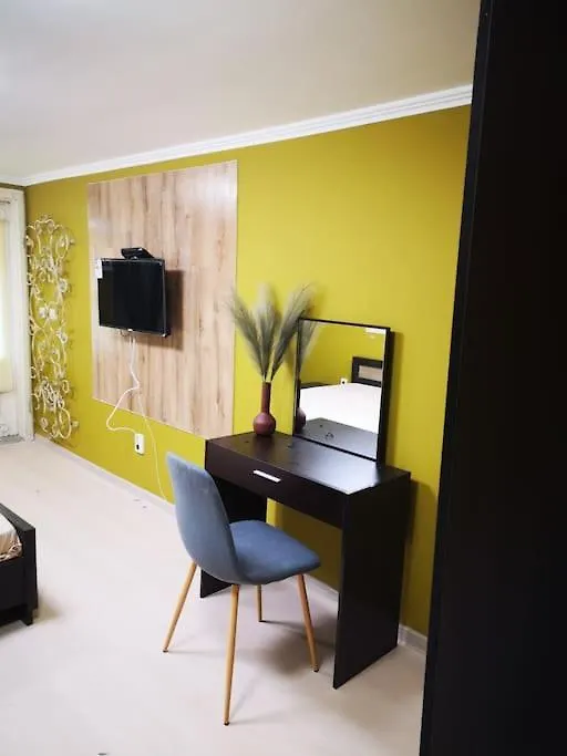 Apartment Студиото Е Партер От Жилищна Сграда. Топ Център. Varna Bulgaria